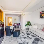 Eden Rock Apartment *