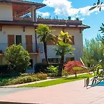 Apartment Eden Rock *