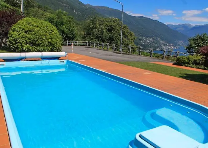 Apartament Eden Rock