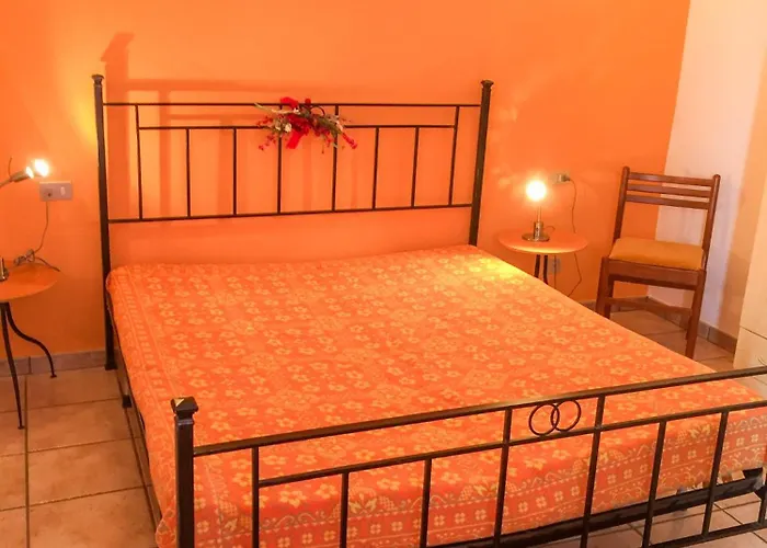 Eden Rock カンノビオ