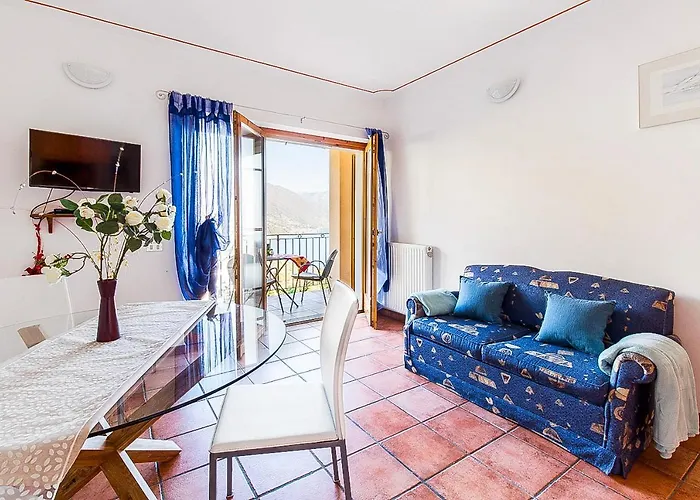 Apartament Eden Rock